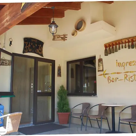 Hotel Belvedere *